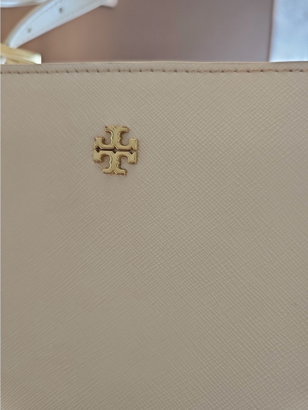 Tory Burch Ivory Leather Double-Handle Tote with Gold Hardware - Picture 2 of 5